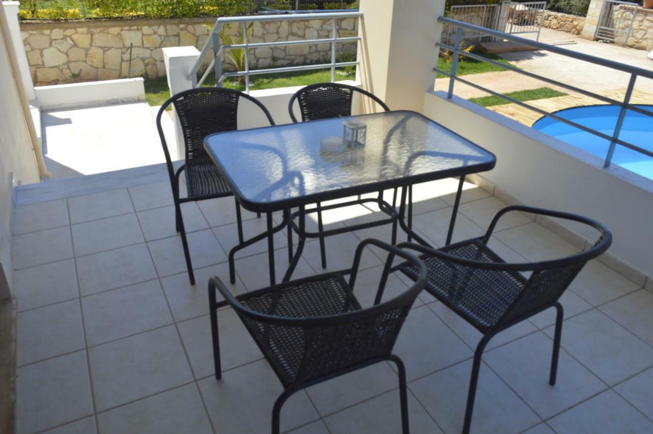 Kathaniá M&M Villa מראה חיצוני תמונה
