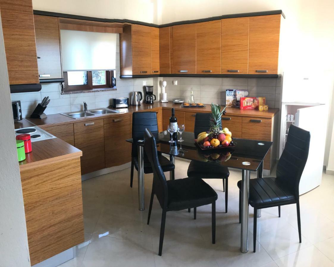 Kathaniá M&M Villa מראה חיצוני תמונה